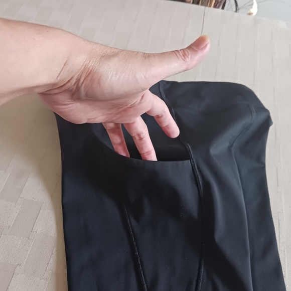 Lululemon Break Free Tight 25" - Picture 7 of 16